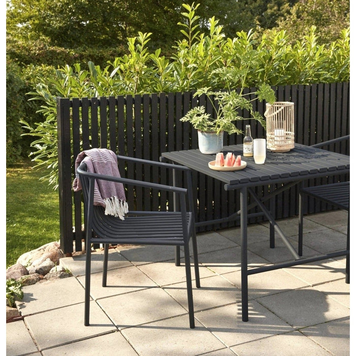 Hübsch Outdoor-Tisch Villa Small 90x90 cm