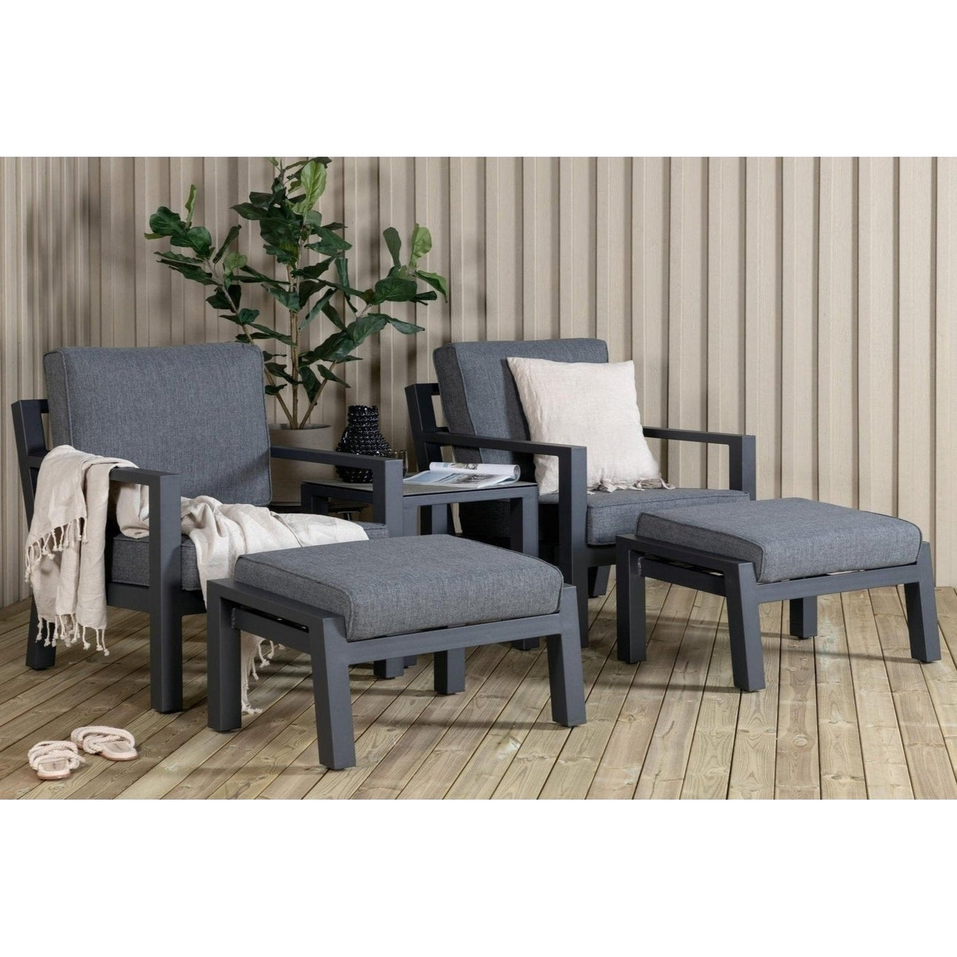 Outdoor-Lounge-Sets